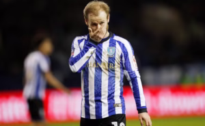 sheffield-wednesday-midfielder-and-captain-barry-bannan-looks-on-e1608069786861